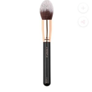 🩵5 FOR $10 SALE🩵 New MOTD Perfect 10 Tapered Powder Makeup Brush Rose Gold